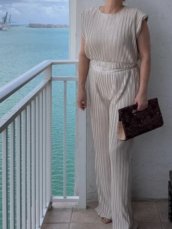 Pleated 2 Piece Set Wide Leg Pants Beige Resort Vacation Outfit M - Picture 1 of 7